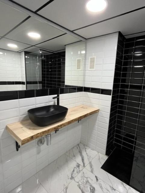 Sol I Platja Apartment ลาปีเนดา ภายนอก รูปภาพ